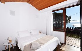 Modern & Comfy Sea View House Ng
